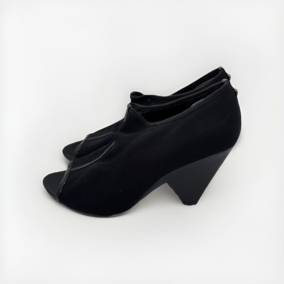 Shoes - Donald J Pliner Riley Peep Toe Bootie Size 8M Black